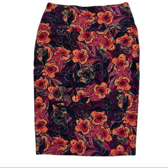 Lularoe Cassie Pencil Skirt Floral Print - Size XS - Picture 1 of 4